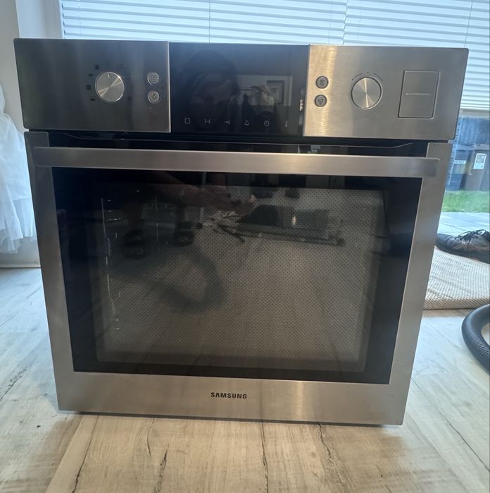 Piekarnik parowy Samsung BQ1VD6T131