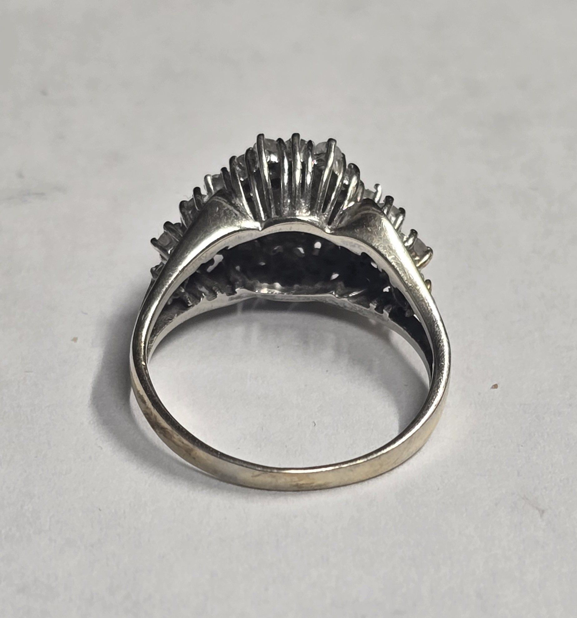 Pierścionek złoty z brylantami 1.0 ct p.585 certyfikat roz.18