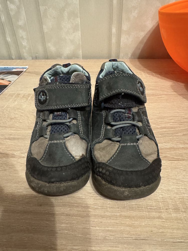 Демісезонні черевики ботінки Clarks