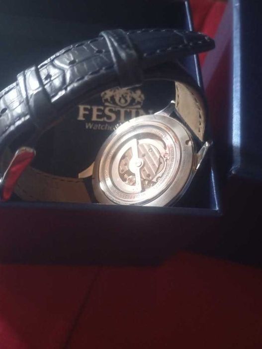 relógio FESTINA AUTOMÁTICO com correia azul de couro para  HOMEM.