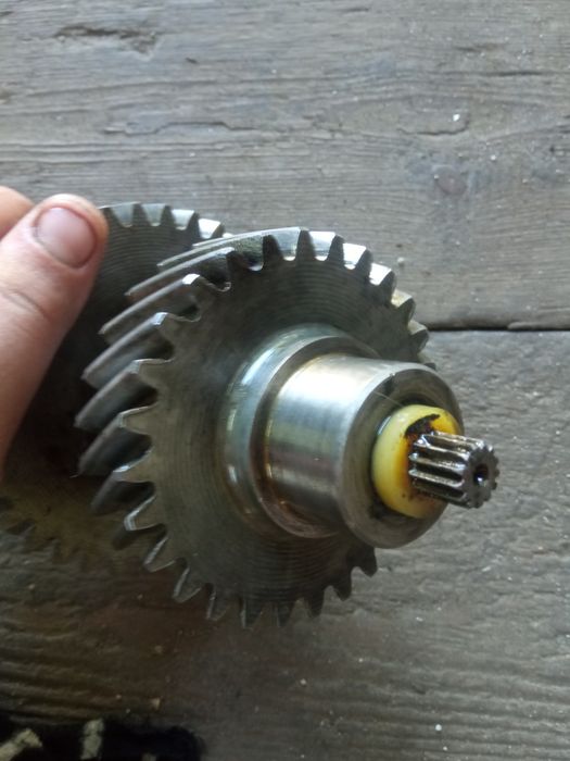 Блок шестерень роздатки Нива Ваз 2121. Пром Вал