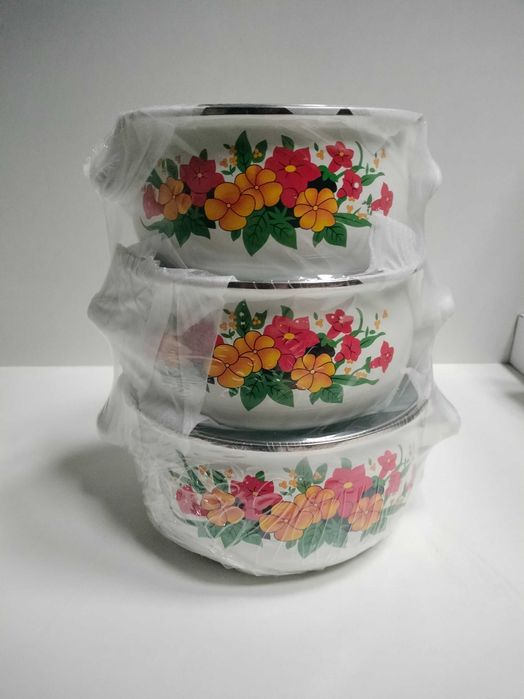 Garnki emaliowane 5 garnków i 5 pokrywek jak dawniej nowy komplet jako