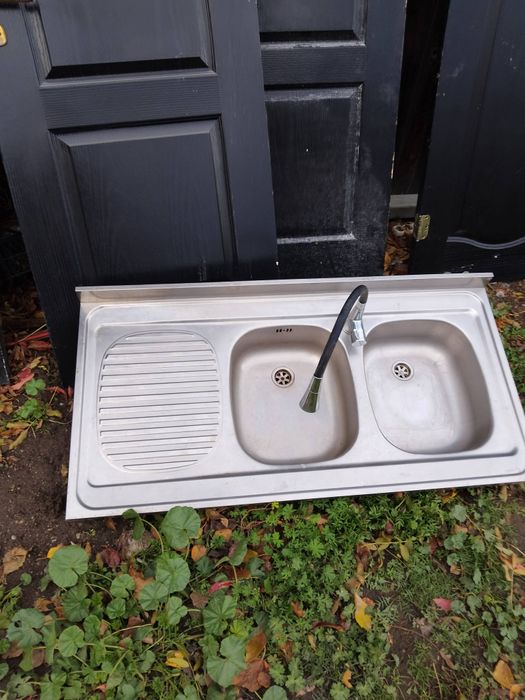 Sprzedam drzwi kaloryfery