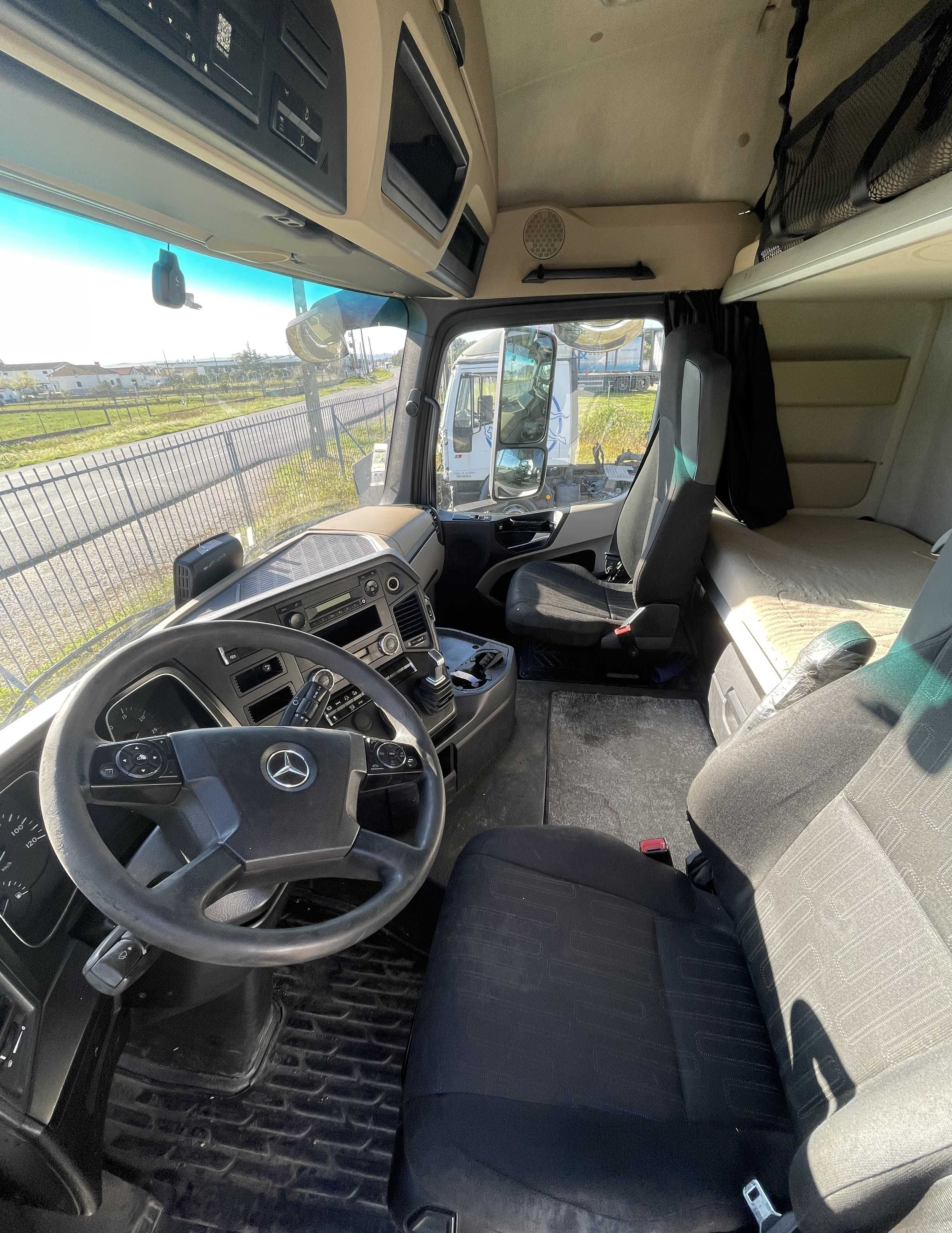 Mercedes Actros 1845 ano 2016