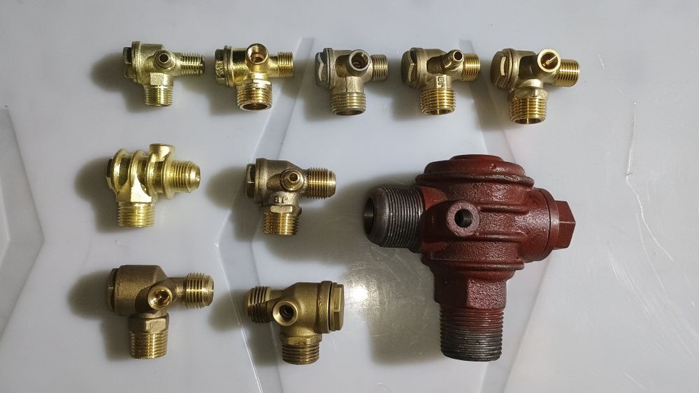 Обратний клапан на компресора