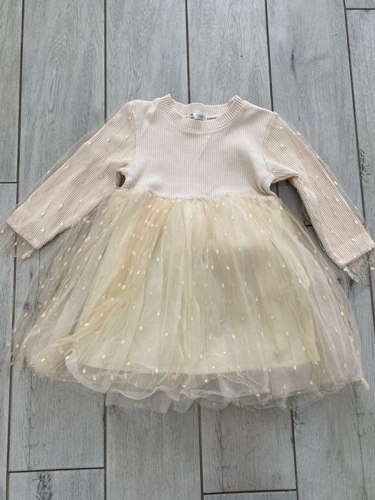 Продам дитячу сукню