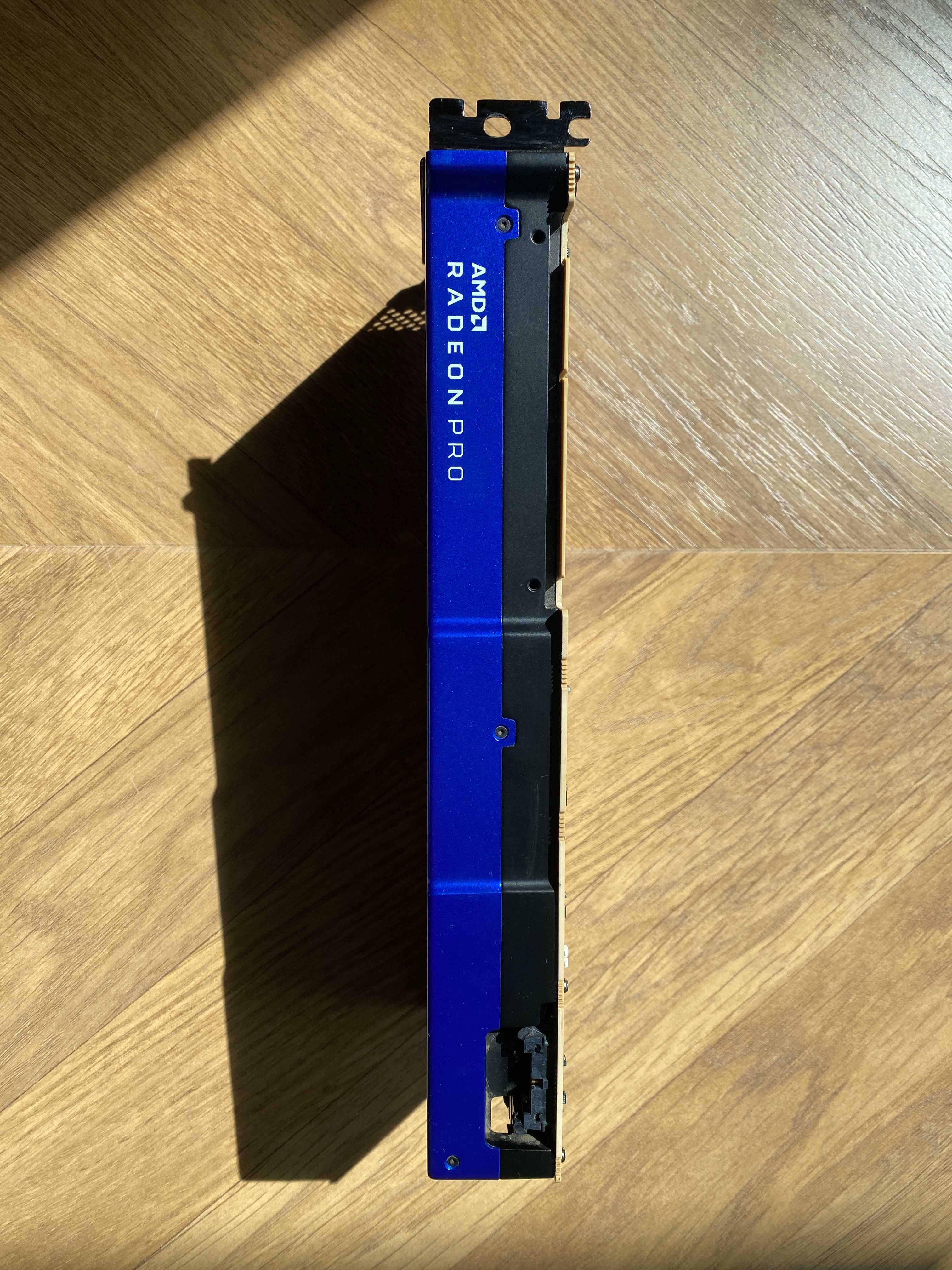 Karta graficzna GPU - AMD Radeon VII Pro 16GB – ostatnie 3 sztuki!