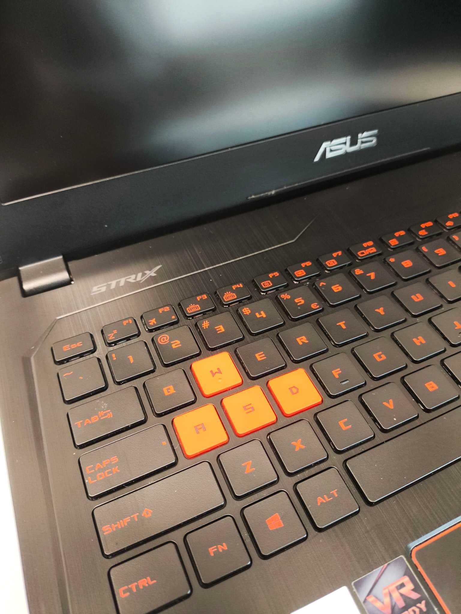 Laptop GAMINGOWY Asus ROG i7 16GB 256GB + 1TB GTX 1070 8GB W11 GWARANC