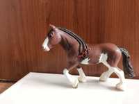 SCHLEICH klacz clydesdale