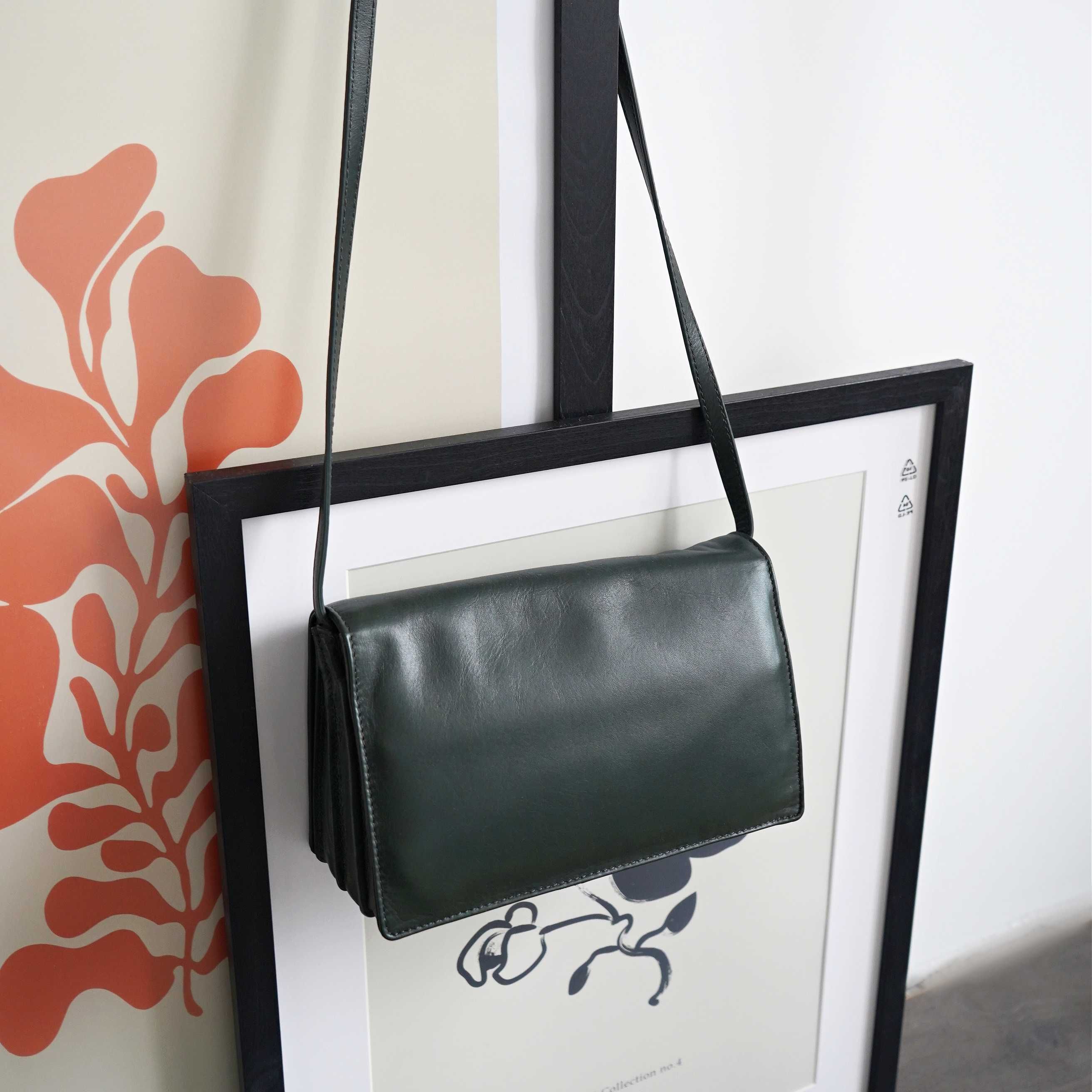 Кожаная сумка в минималистичном  стиле ZARA