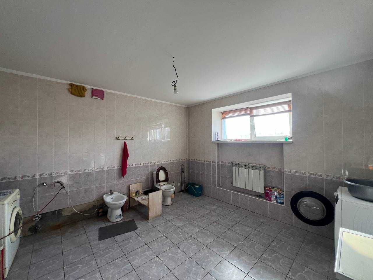 Продаж дачі 430 м2 з ділянкою 24 сотки М.-Рубежівка ID674