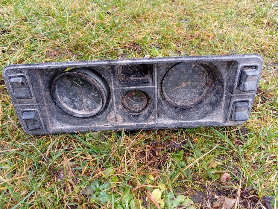 Панель приладів на ваз