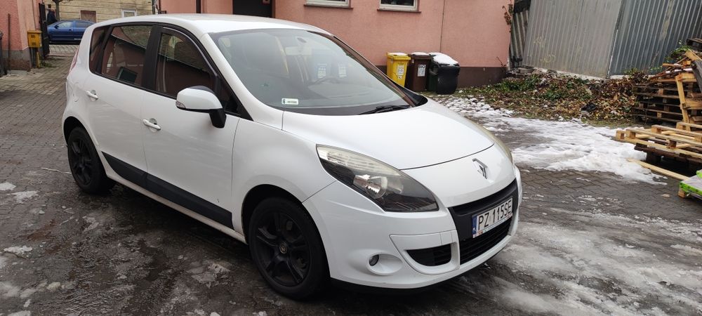 Renault scenic 1.6 Benz 2009r