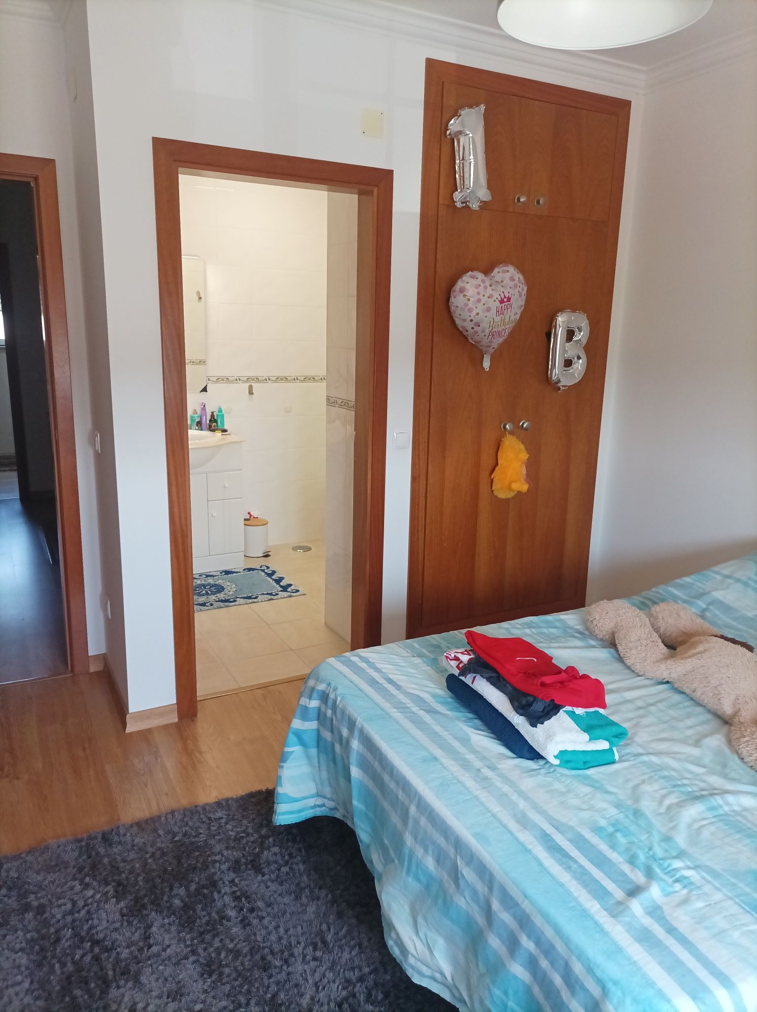 Vendo excelente moradia T4 a 5 minutos do centro da Lourinhã.
