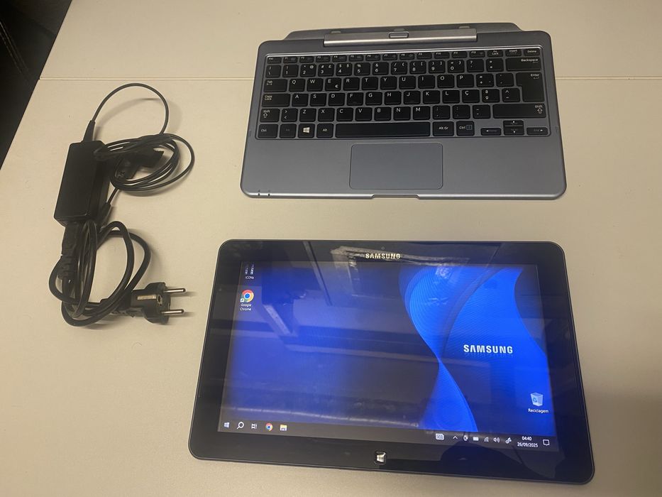 Pc e tablet samsung 500T com windows 10 pro  urgente