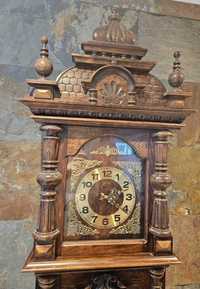 Zegar drewniany stojacy rzeźbiony