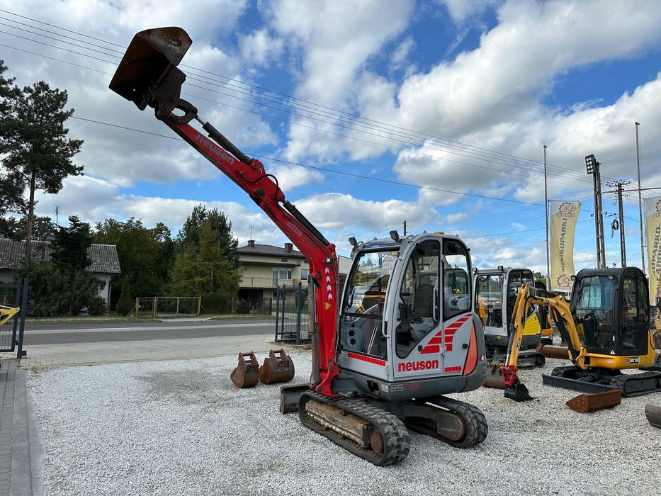 Minikoparka Wacker Neuson 2503 z 2008 roku waga 2600kg koparka 1 WŁ