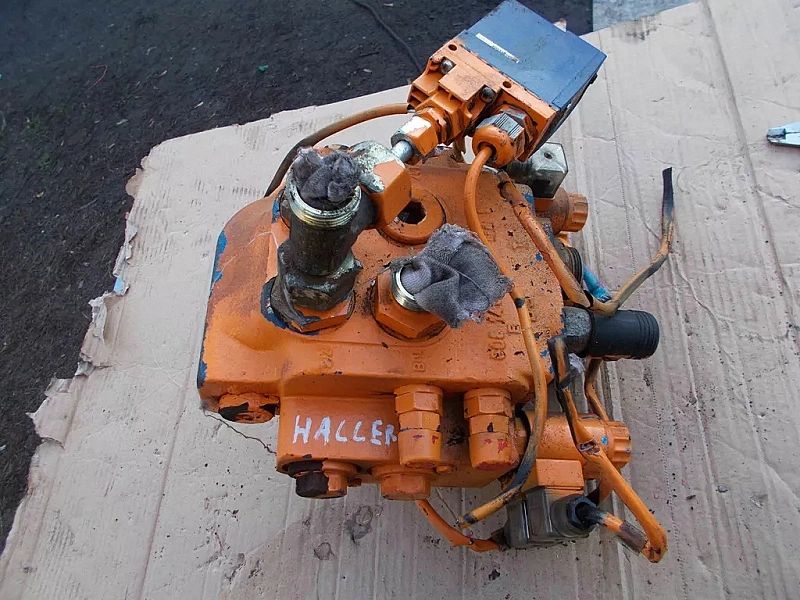 Rozdzielacz Hydrauliczny Śmieciarka Haller