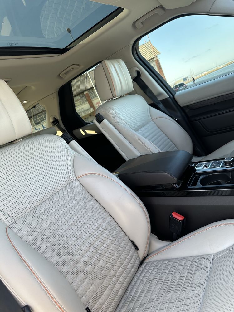 Land Rover Discovery 5 2.0 D Hse - 7 lugares