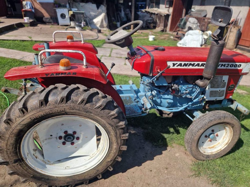 Трактор Yanmar ум 2000