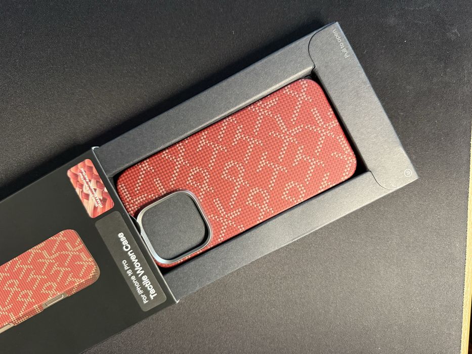 Чехлы AMAZINGthing  Pitaka Apple Benks Spigen Cyrill Kajuk новые