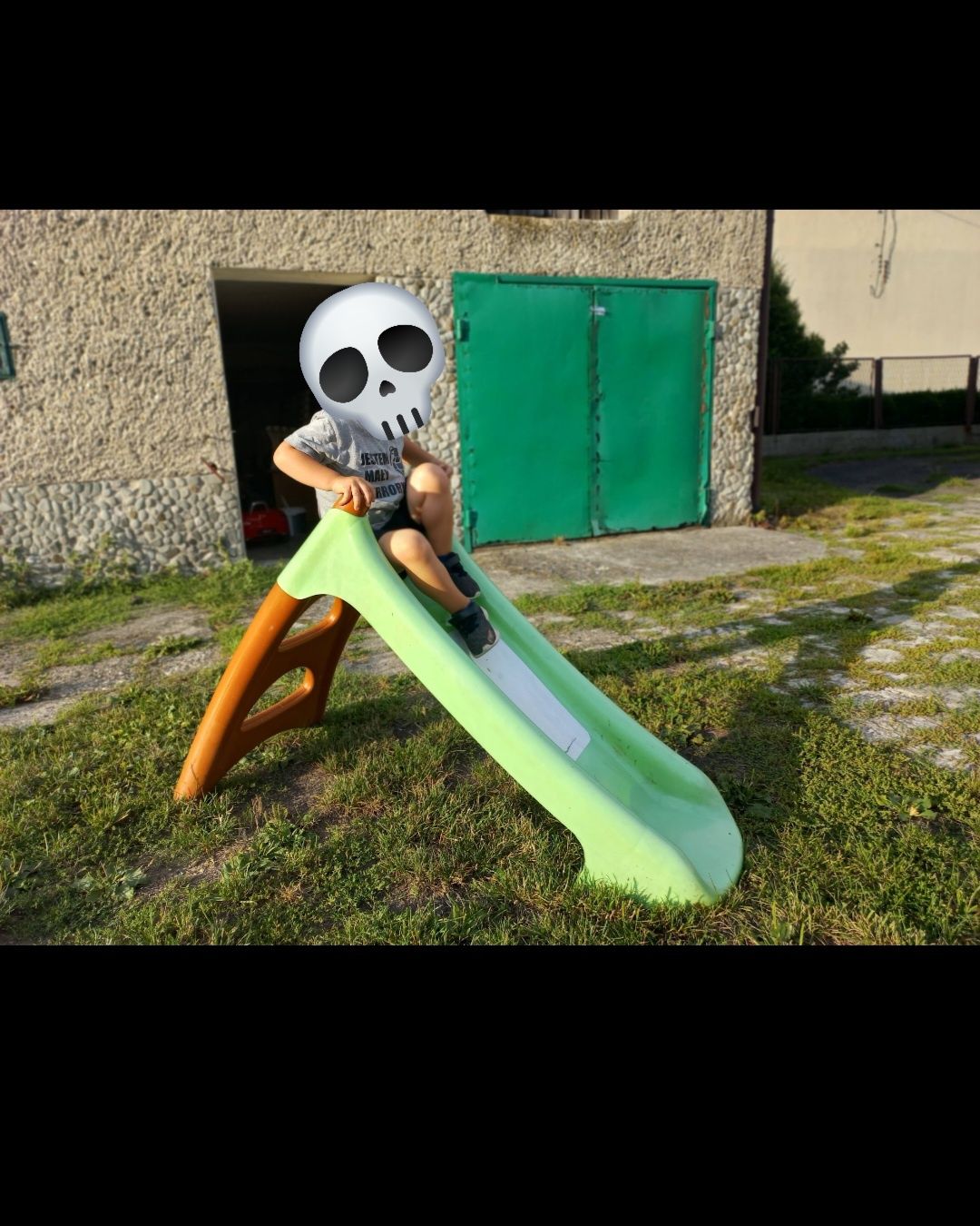 Zjeżdżalnia mała plastikowa