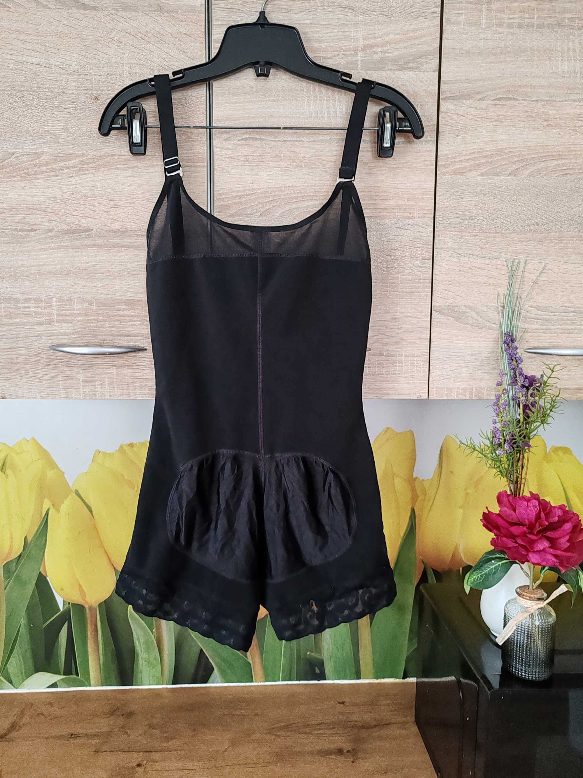 Świetne body/bielizna wyszczuplająca/gorset rozmiar M nylon/spandex