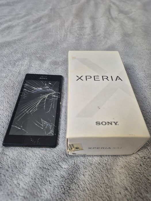 Telefon Sony XA1