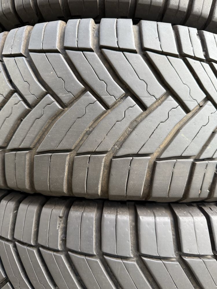 215/65/16c Michelin Agilis Cross Climate
