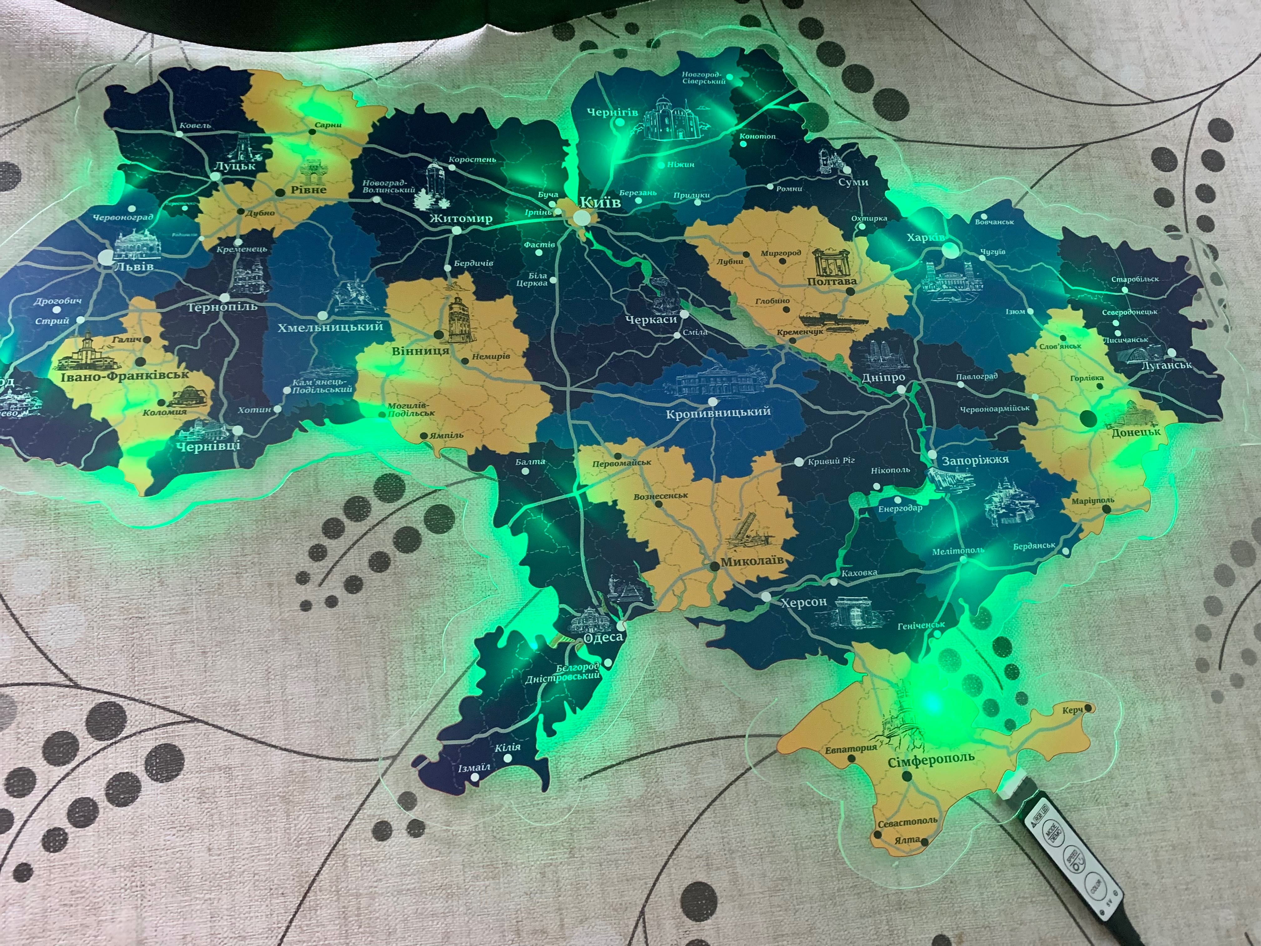 Карта України з Led  підсвіткою+ дистанційні кріплення