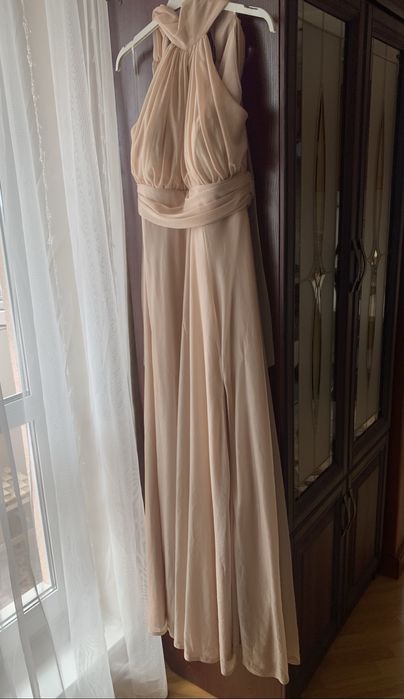 Продам, гарну вечірню сукню