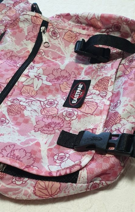 Mochila tiracolo EASTPAK