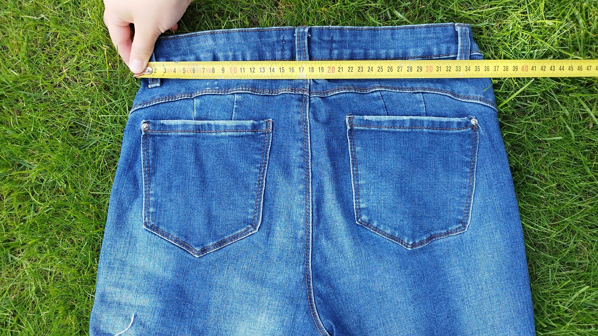 Spodenki jeansowe postrzępione ciemny denim and co 14 XL 42 rozmiar