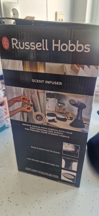 Ferro Vertical Russel Hobbs