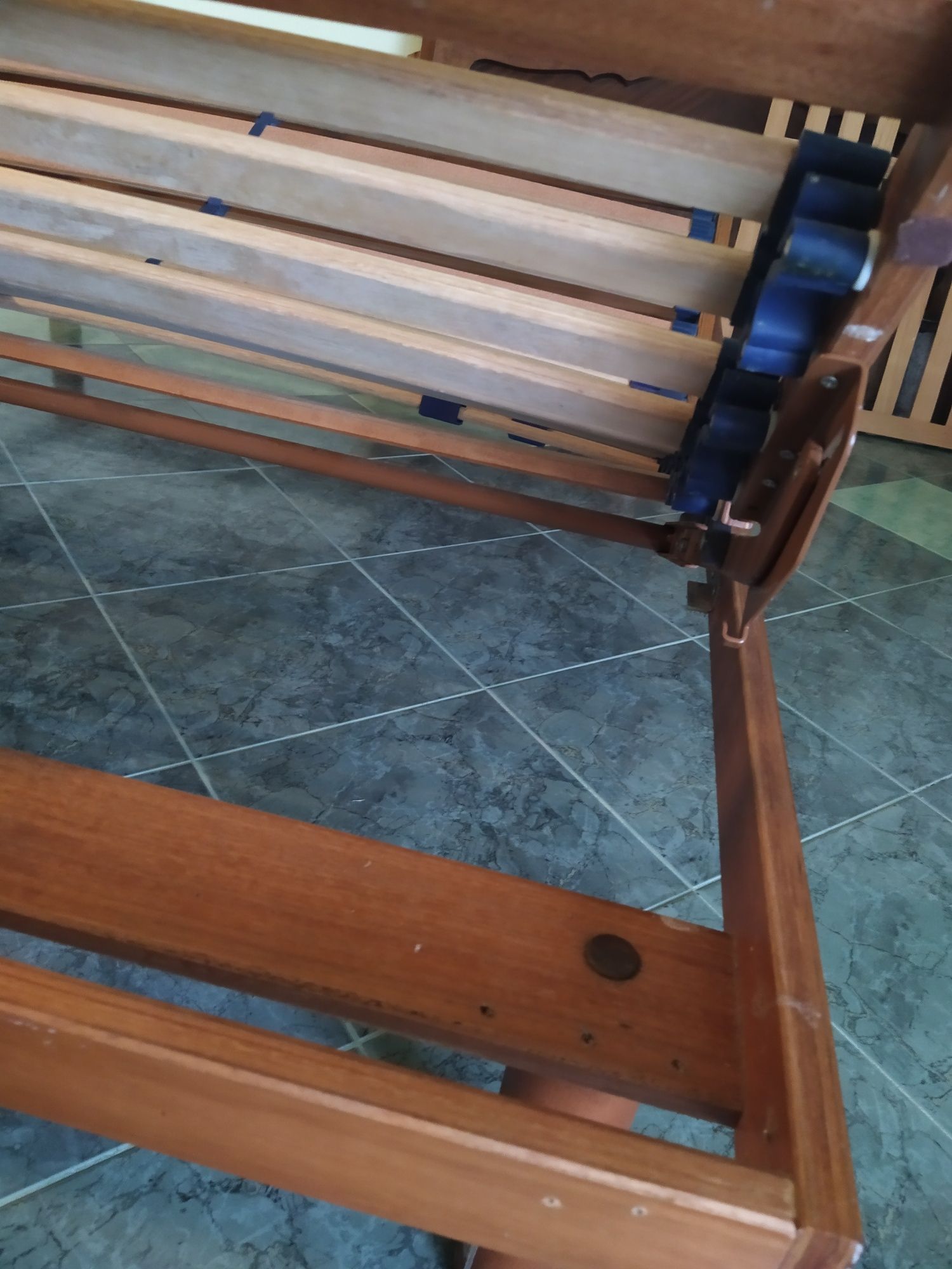 Estrado com pés 1,90 x 1,40