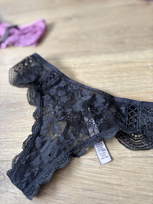 Zestaw 15 majtek Victoria’s Secret VS