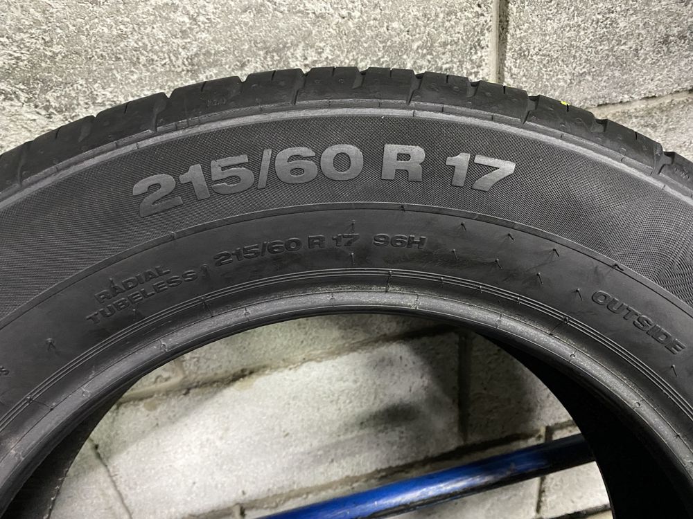 Літні шини 215/60 R17 (96H) CONTINENTAL