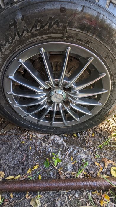 Продам диски r 13 практически новые