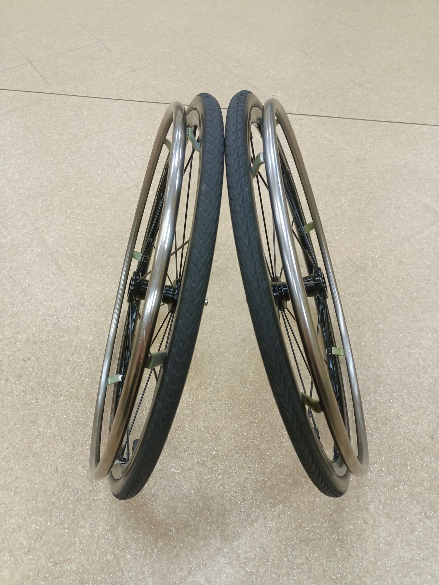 Колеса 24x1, 25-540 Spinergy до інвалідної коляски Panthera