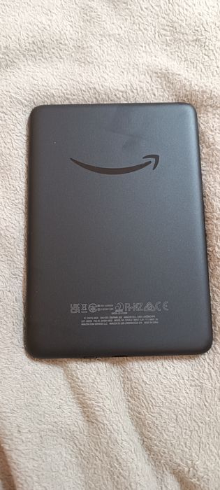 Kindle 11 | czytnik ebook z etui | 2022