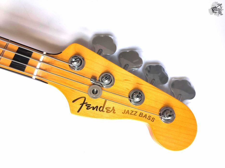 Новий Fender® American Ultra Jazz Bass® '2024 Cobra Blue w/case