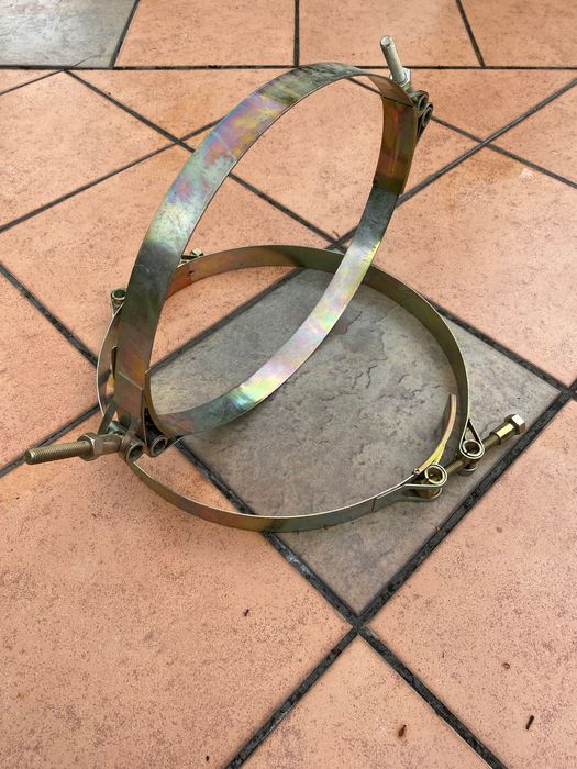 Duża metalowa opaska zaciskowa 35 cm średnicy