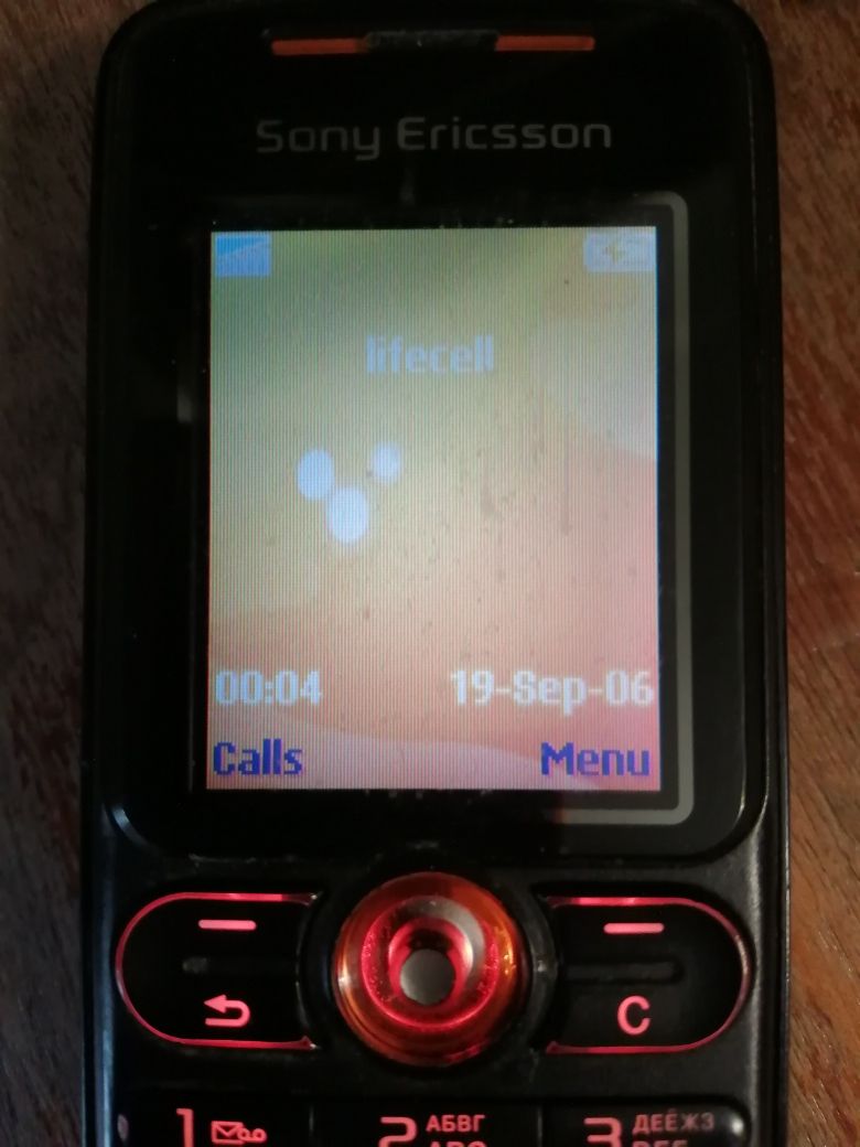 Телефон Sony Ericsson W200i, Nokia 3410, Siemens A57