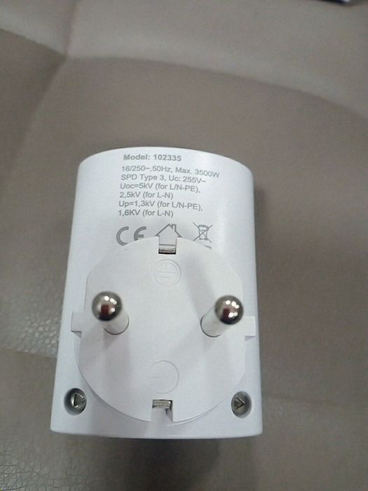 Адаптер реле з контролем напруги напряжения