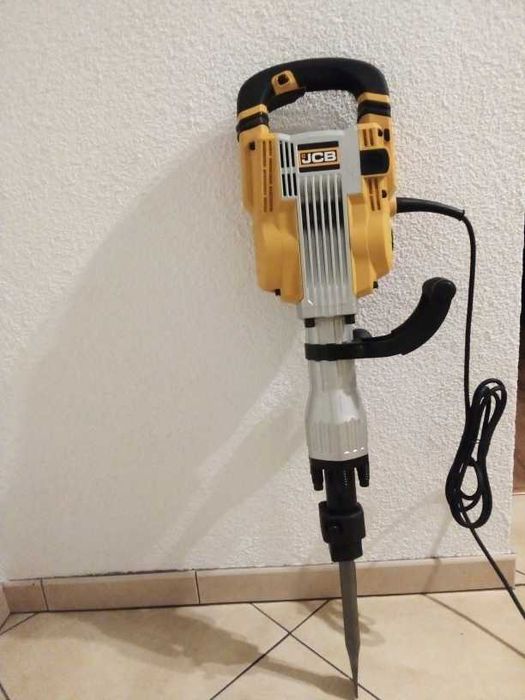 Stemple podpory budowlane sztyce 0.20 zł/24 godz