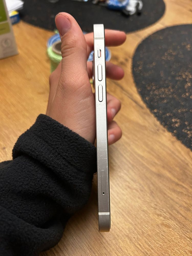 Iphon 12 stan dobry