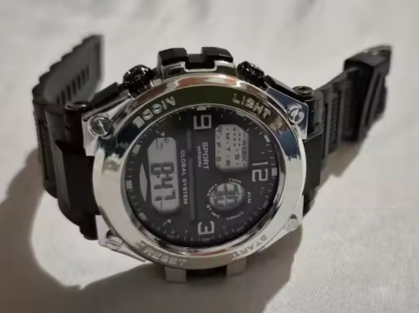 Zegarek Digital Led Wr30 Srebrny