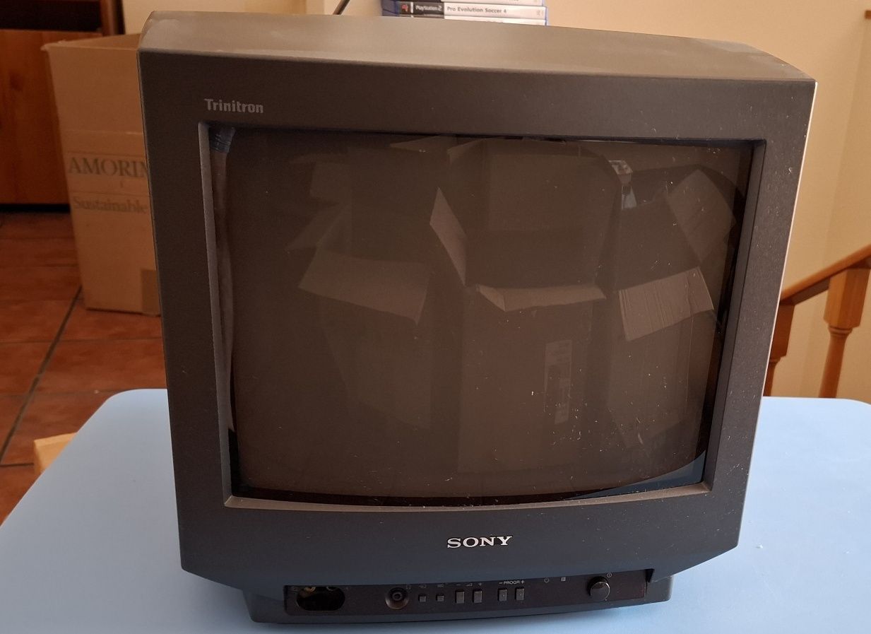 TV Sony 14" - comando compatível