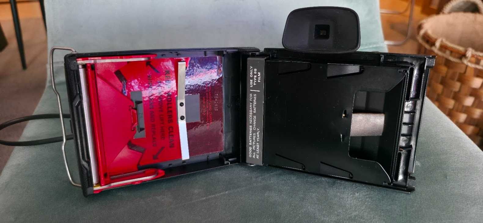 Polaroid Square Shooter 2 Land Camera- usada (Vintage)