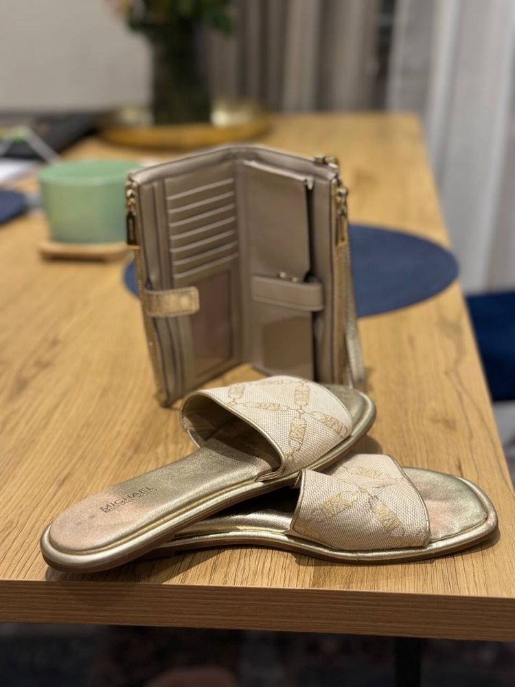 Klapki Michael Kors